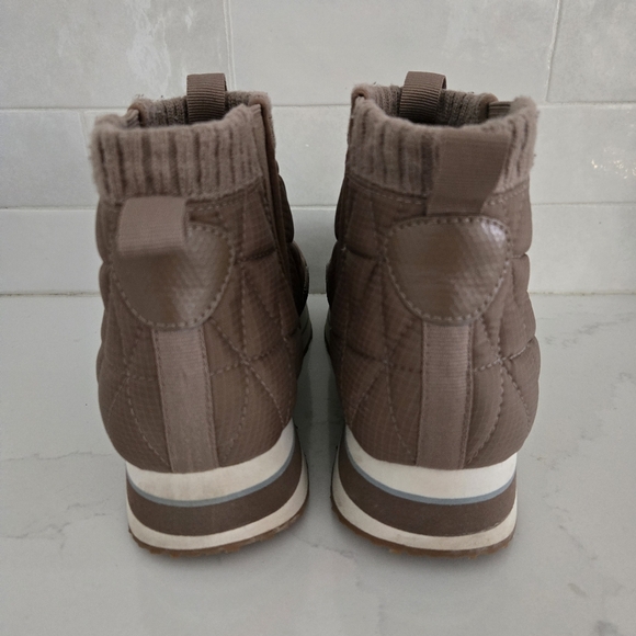 Teva ReEmber Mid Platform Boots Quilted Nylon Brown Beige Tan Size 6 - Picture 6 of 10